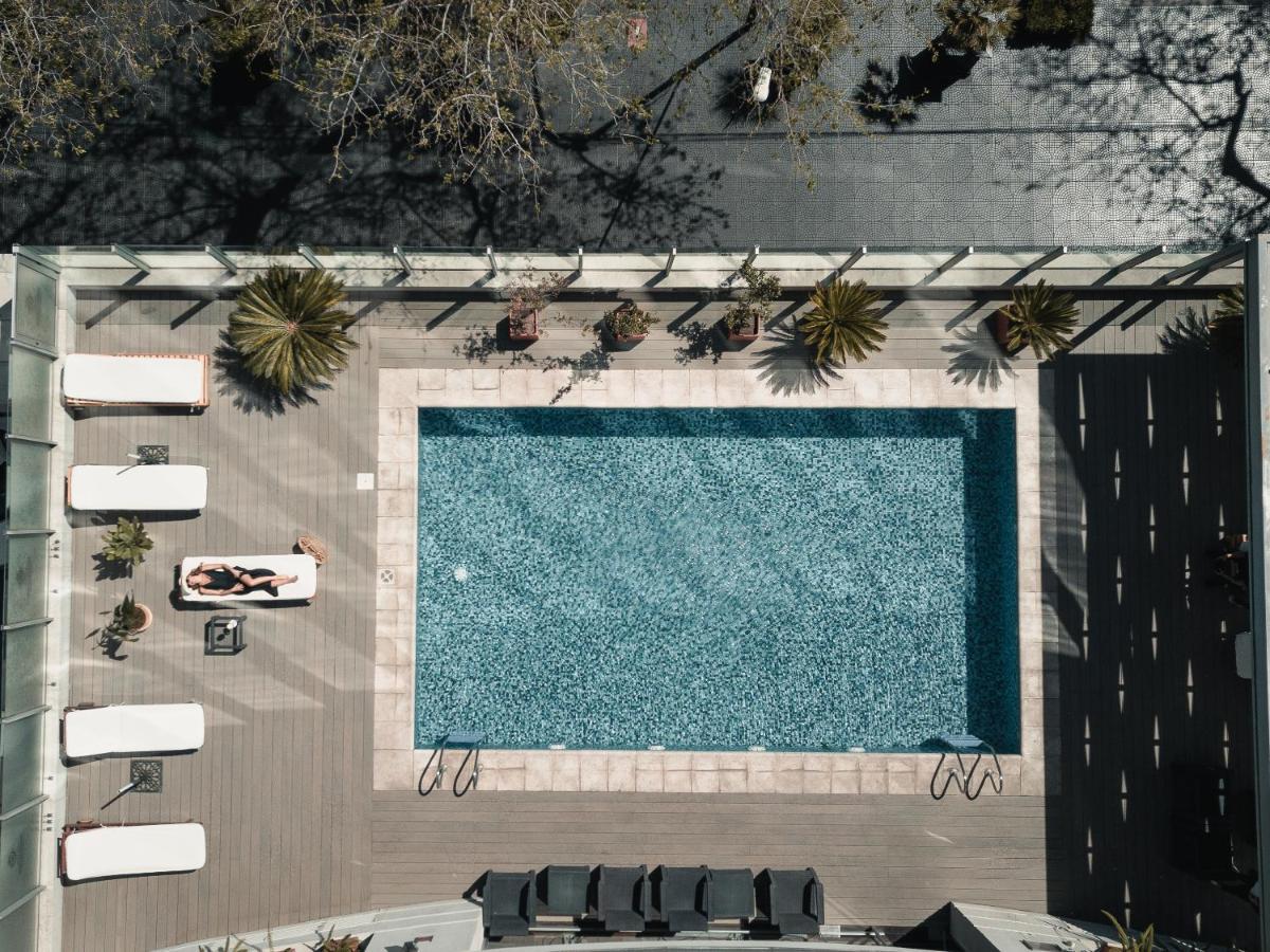 Diplomatichotel Мендоса Екстериор снимка The pool at the hotel