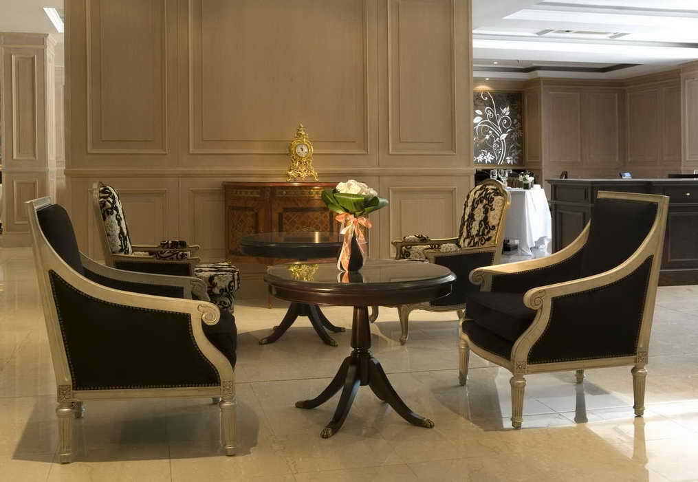 Diplomatichotel Мендоса Интериор снимка The lobby of the hotel